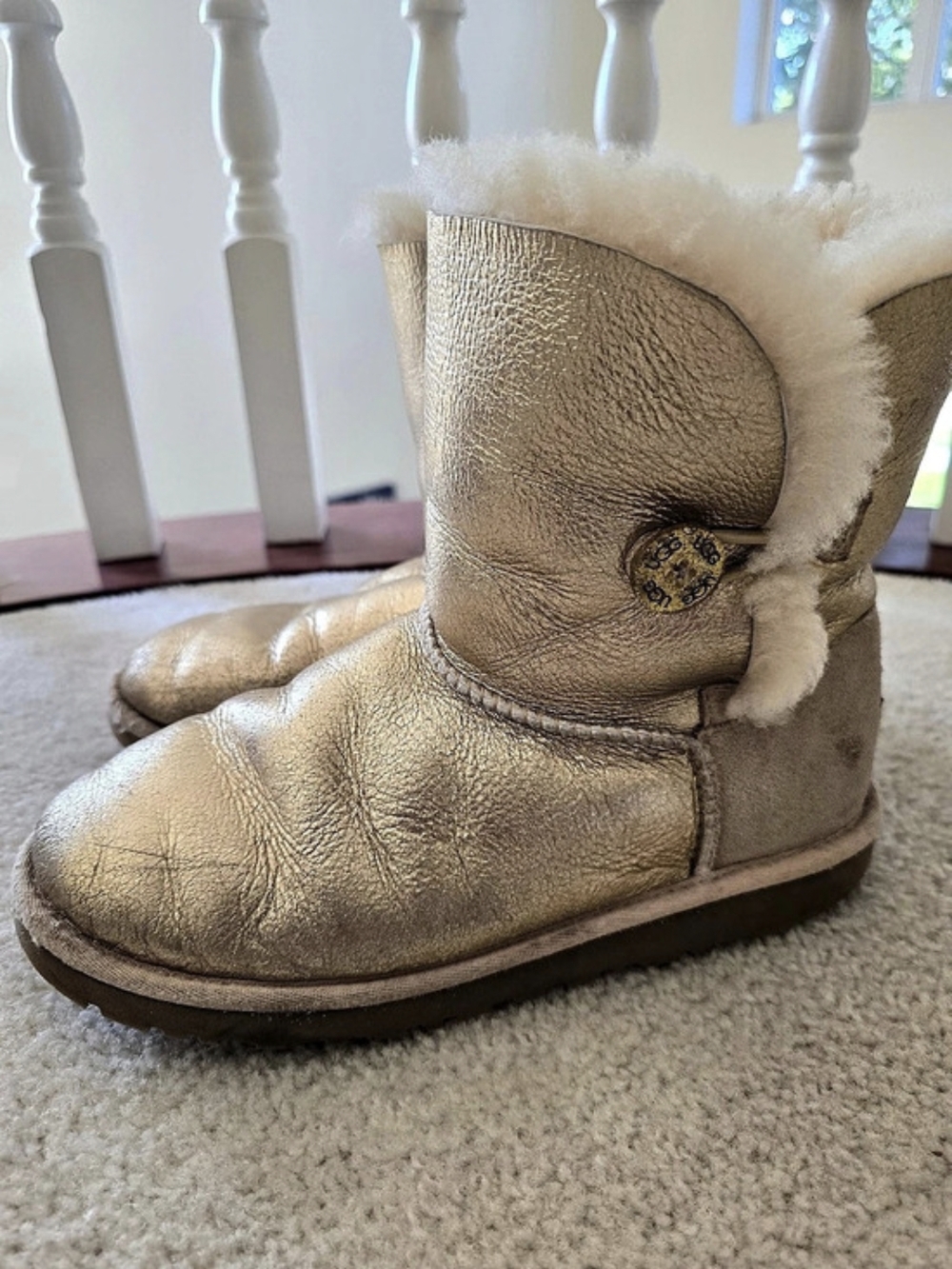 UGG Classic Metallic Bailey Button Boots Gold US 6
